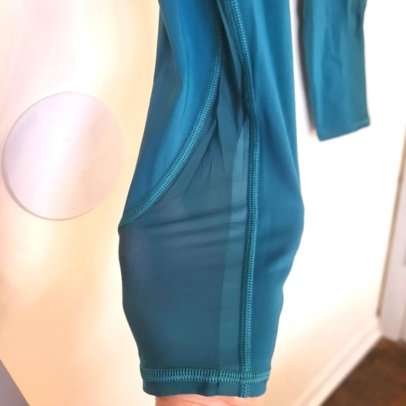 VGUC Athleta Lightening 7/8 Tight Bullard Teal Green Xsmall - Picture 5 of 16